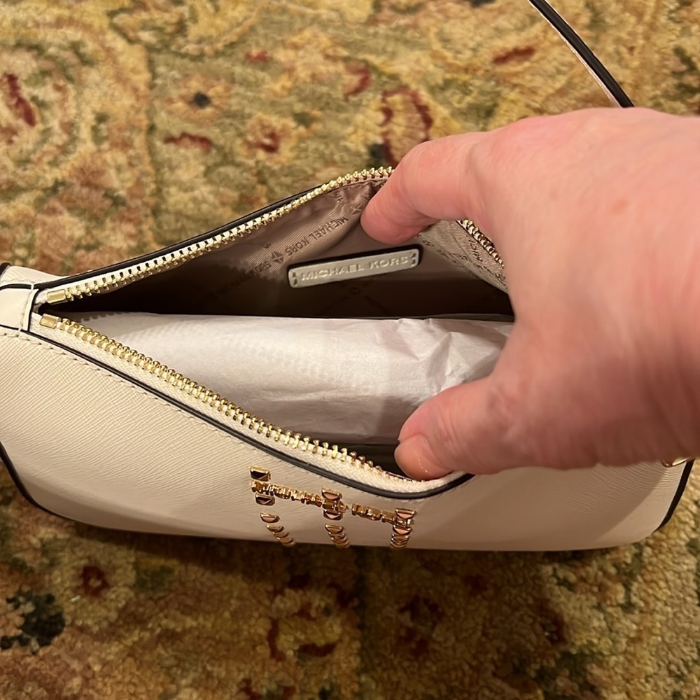 MICHAEL Michael Kors Jet Set purse. BNWT - Picture 5 of 8